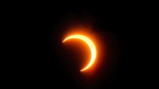 Maravilloso eclipse total en Indonesia