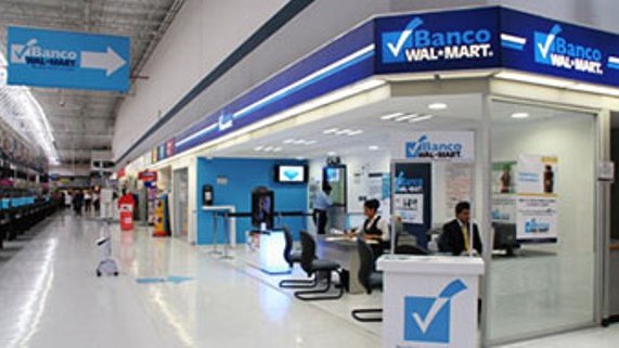 Carlos Slim compra banco Walmart de México