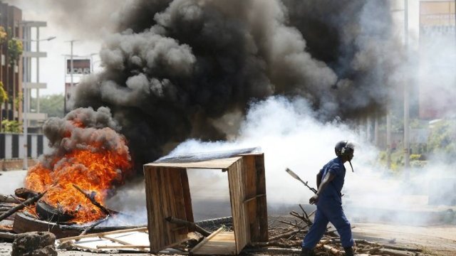 Llam la ONU a evitar la violencia en Burundi tras fallido golpe de Estado
