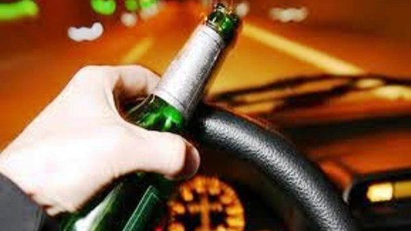 El alcohol y volante no se combinan: Seguro Popular