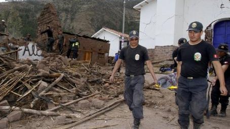 Sismo de magnitud 5.1 deja al menos ocho muertos en el sur de Perú