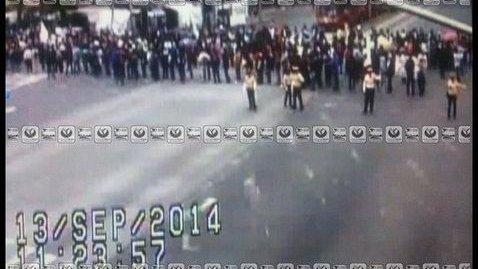 Frenan granaderos a maestros rumbo al Zócalo del Distrito Federal