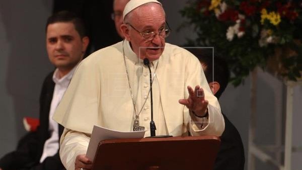 Desmienten que el Papa vaya a participar en los foros de paz de AMLO