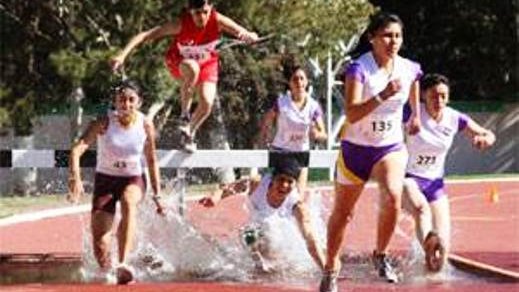 Arrasó Chihuahua en atletismo en Olimpiada Juvenil