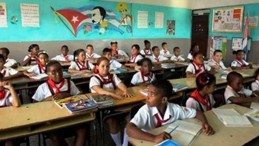 Cuba tiene el mejor sistema educativo de América Latina y el Caribe