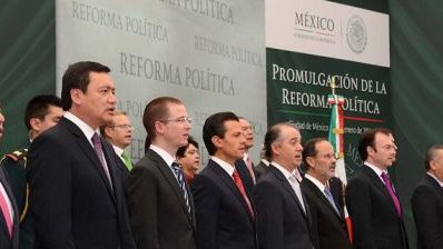 Peña Nieto  promulga la reforma política