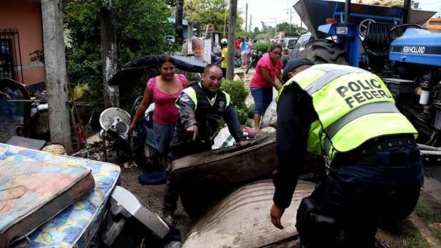 Oaxaca confirma muerte de dos personas tras paso de ’Barry’