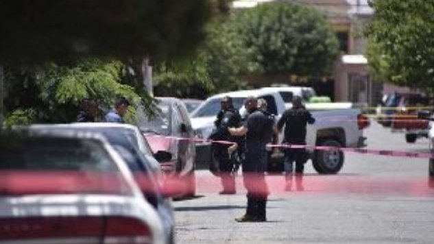 Ejecutan a balazos a un hombre en calles de Ciudad Juárez