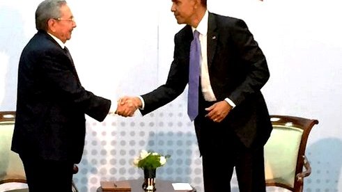 Raúl Castro y Obama se reunieron en Panamá