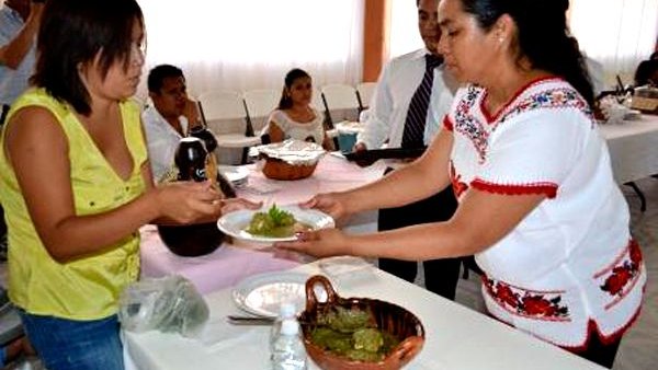Feria de Tecomatlán rescata a la cocina mexicana