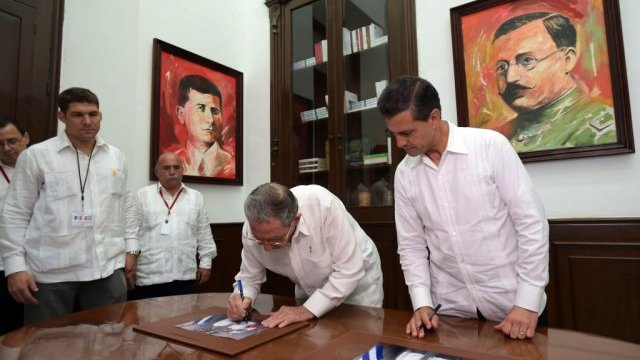 Firman México-Cuba acuerdo pesquero y acuícola