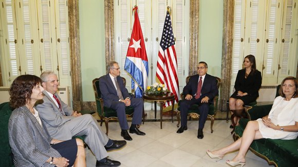 Se abrirán embajadas en Washington y La Habana a partir del 20 de julio 