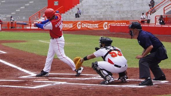 Destaca diario Granma actuación de cubanos en beisbol, aquí