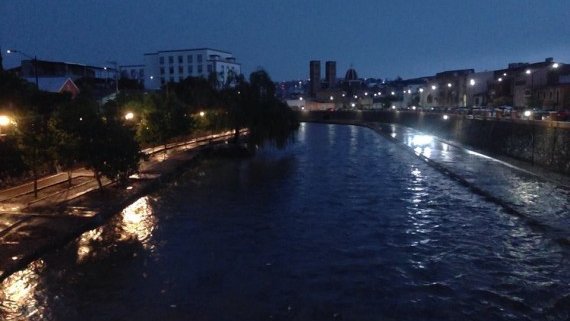 Se inunda la ciudad y crece el río, en Parral