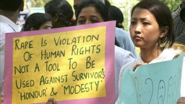 Queman viva a mujer en India por resistirse a ser violada