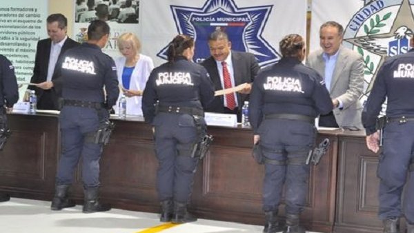 Se gradúan agentes de Seguridad Pública de Ciudad Juárez 