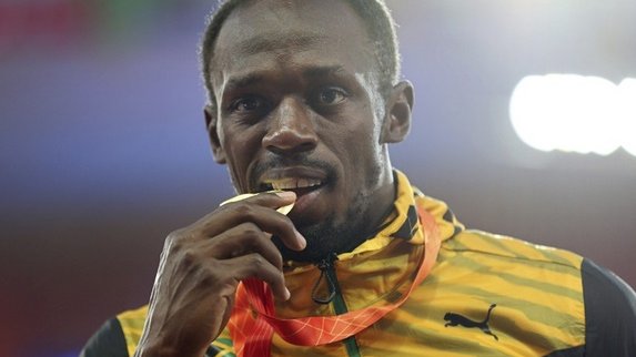 Bolt consuma triplete dorado al ganar con Jamaica el relevo 4x100 metros