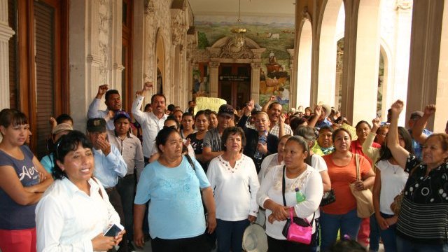 Familias humildes de Chihuahua piden audiencia con el Secretario de Gobierno