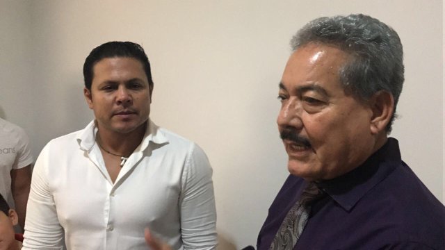 Renuncia alcalde de Aquiles Serdán al Verde y se afilia al PRI