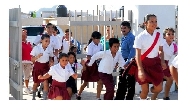 Suspende el gobierno clases en Juárez por la visita del Papa