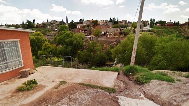 Encontraron a un hombre muerto en un arroyo en Chihuahua