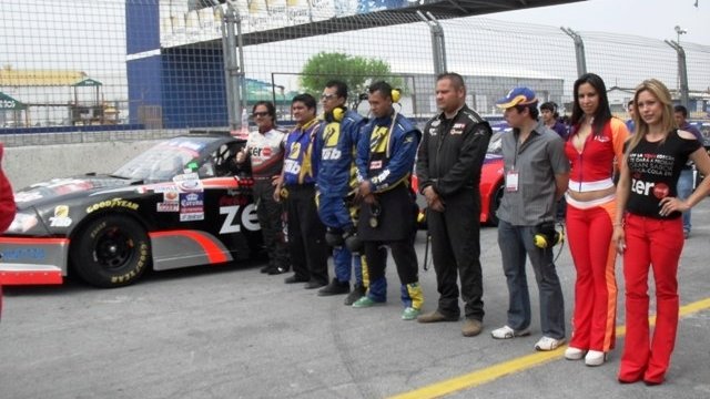 Escudería chihuahuense irá al Serial NASCAR