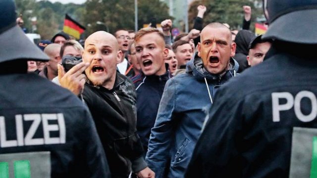 Marchas neonazis y en favor de migrantes dividen a Alemania