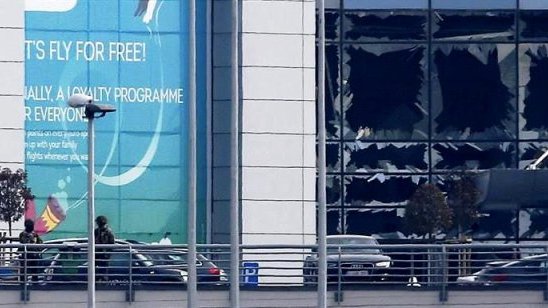 Desactivan una tercera bomba en el aeropuerto de Bruselas