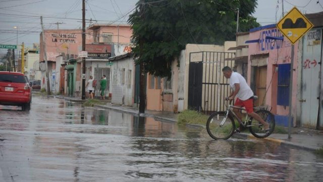 Imponen alerta amarilla por fuertes lluvias en Ciudad Juárez