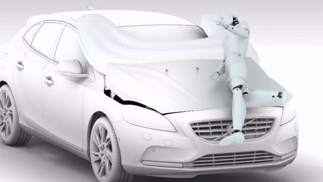 Volvo crea el primer coche del mundo con airbag para peatones