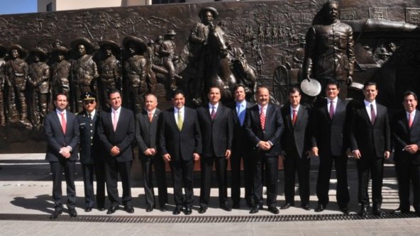 Gobernadores se toman foto en Quinta Reunión del Corredor Económico del Norte de México