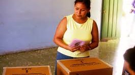 Costa Rica se va a segunda ronda en elecciones presidenciales 