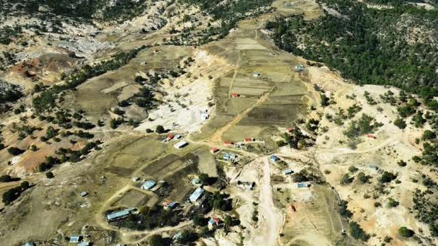 Supervisa Gobernador Duarte zonas afectadas en la Sierra