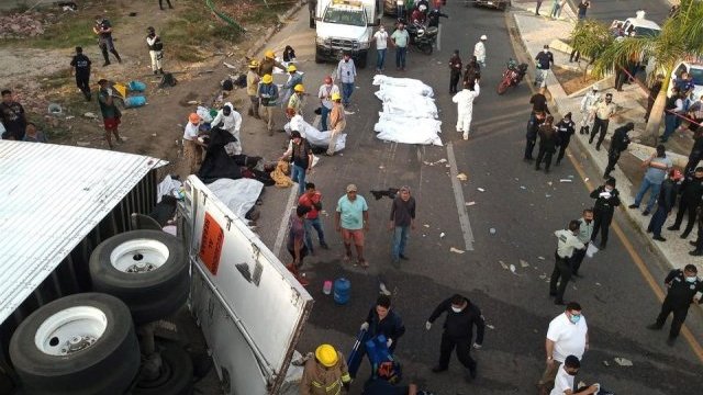 Sube a 53 cifra de muertos en accidente de migrantes en Chiapas; FGR asume investigación