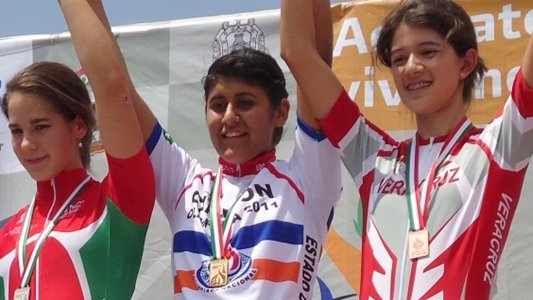 Conquistó oro en ciclismo, la juarense Jessica Bonilla
