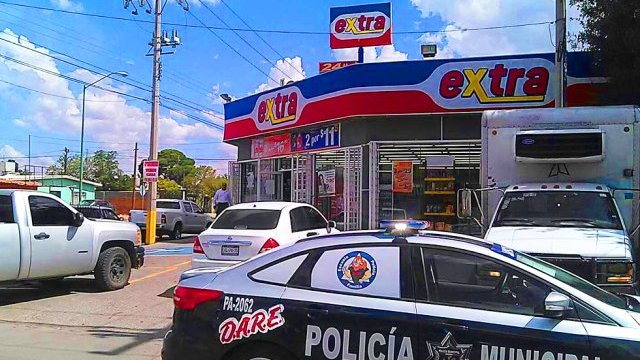 Asaltan tienda Extra a punta de pistola en Chihuahua