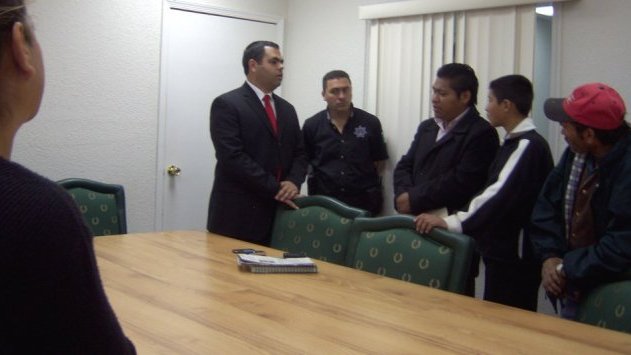 Se compromete alcalde de Parral a dar solución a antorchistas