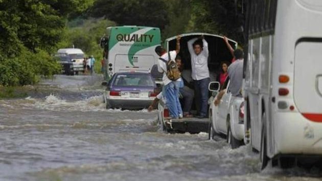 Llega a 82 mil la cifra de afectados en Veracruz