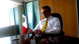 Irresponsable y falto de profesionalismo ataque a guardia de Murguía: Serrano