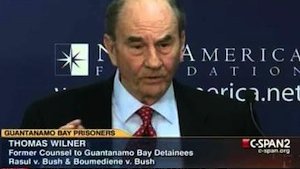 The Guardian: 12 años de práctica extrajudicial en Guantánamo y los medios han perdido el rumbo