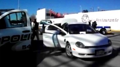 Detiene convoy de la Conago a 3 presuntos roba carros en la Ortiz Mena