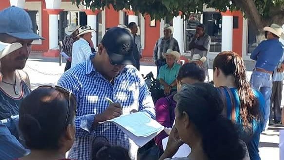 Piden campesinos y colonos electrificación en Jiménez