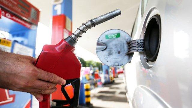 Con AMLO, el precio de gasolinas se manejará igual que con Peña: Urzúa