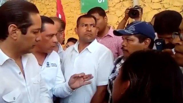 Antorcha en Querétaro obtiene recursos para obras, y el gobernador se los queda
