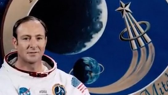 Muere Edgar Mitchell, sexto hombre en caminar sobre la Luna