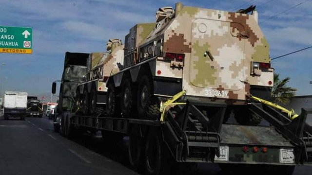 Llegan 48 tanques de guerra para ser usados por el Ejército en Chihuahua