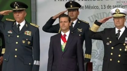 Peña Nieto rinde honores a los Niños Héroes