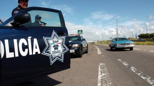 Más de 14 sicarios robaron las 7 camionetas en la Vía Corta a Parral