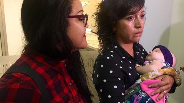 Niegan registro de bebé a pareja homosexual en Tijuana