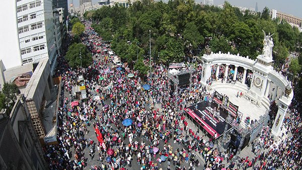 Más de 100 mil antorchistas marcharon contra la injusticia e impunidad